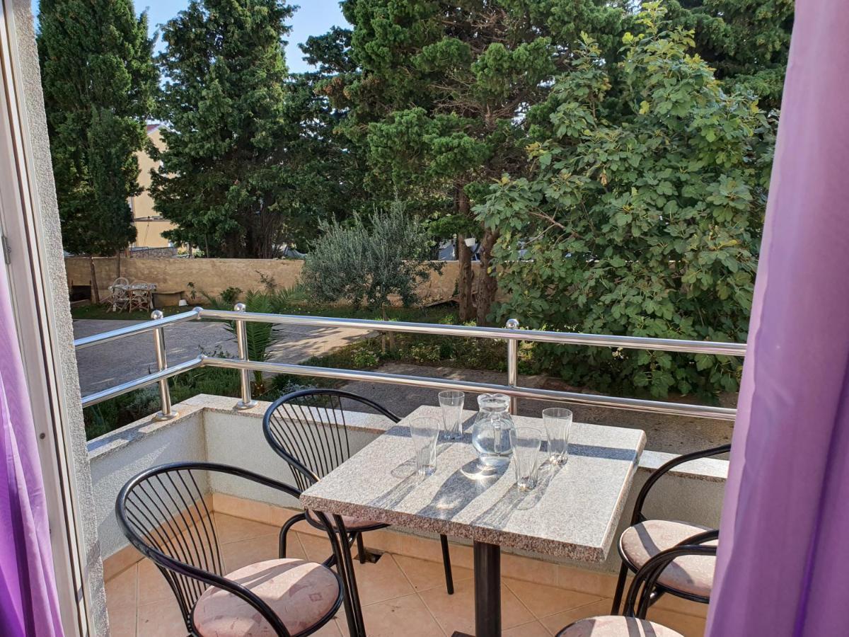The Nifty Nook Apartments Novalja Luaran gambar